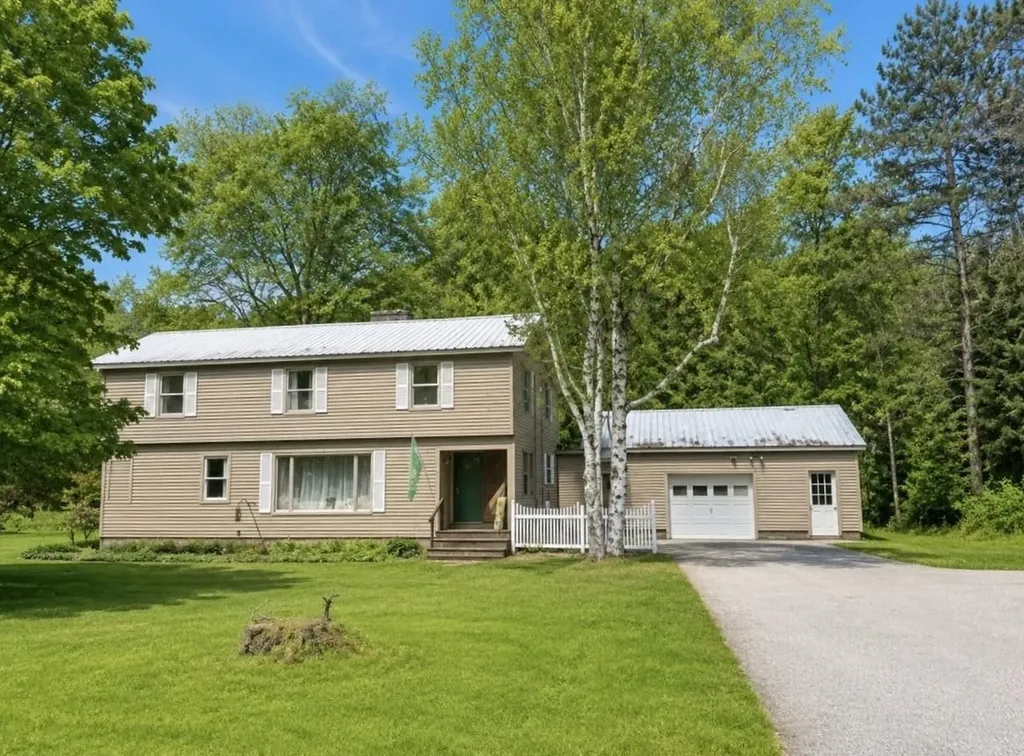3327 Route 30 Jamaica VT 05343