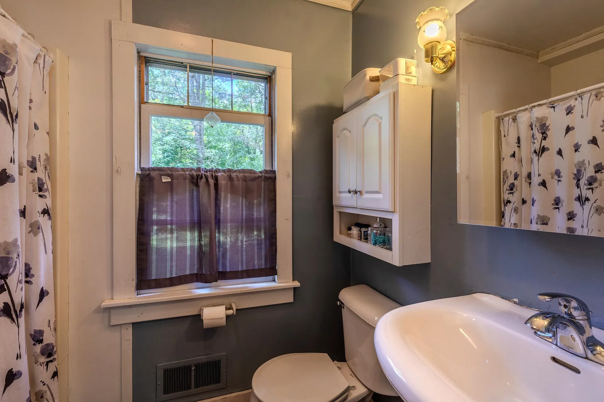 3327 Route 30 Jamaica VT 05343