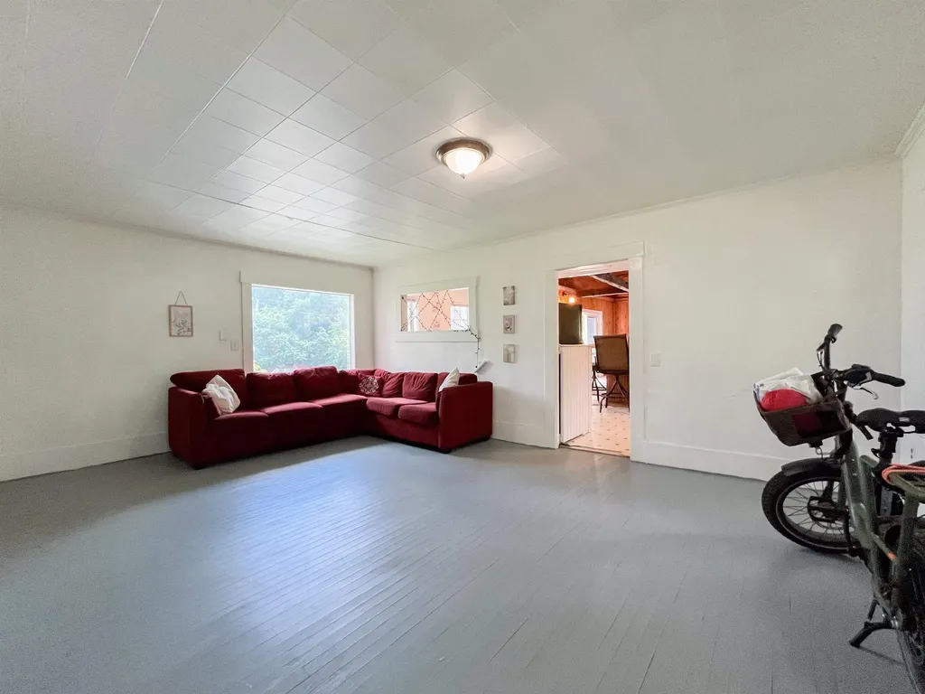 207 Main Street Littleton NH 03561