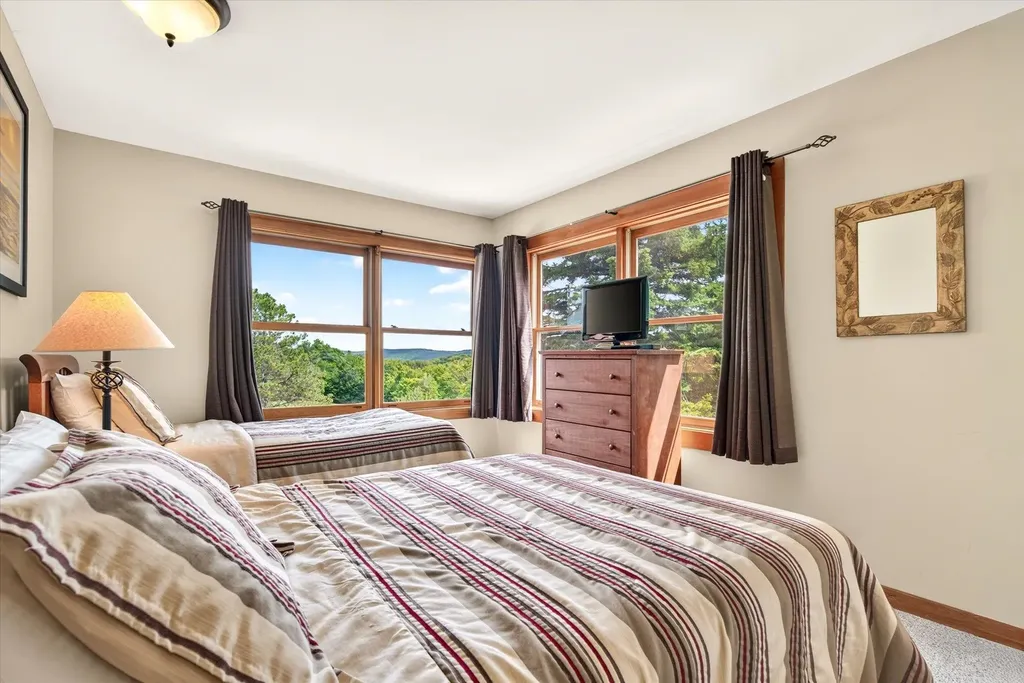 528 East Mountain Road Killington VT 05751
