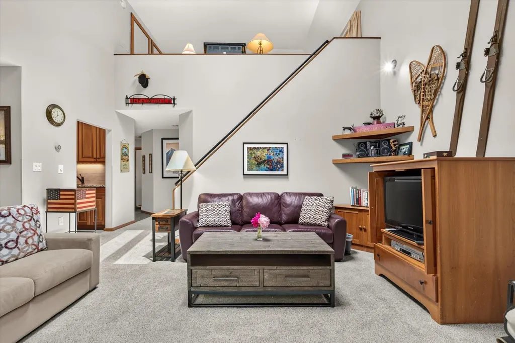 528 East Mountain Road Killington VT 05751