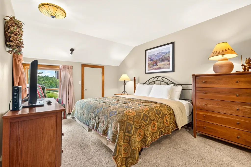 528 East Mountain Road Killington VT 05751