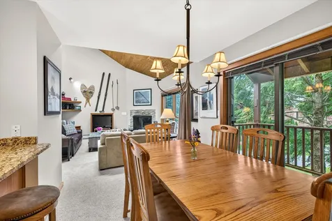 528 East Mountain Road Killington VT 05751