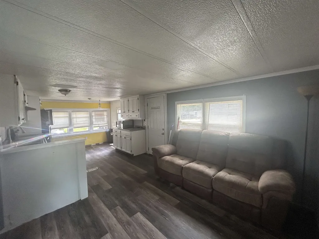 73 Crystal Springs Way Somersworth NH 03878