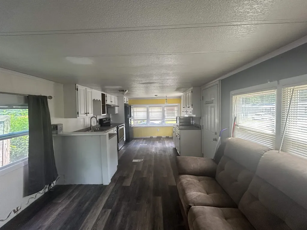 73 Crystal Springs Way Somersworth NH 03878
