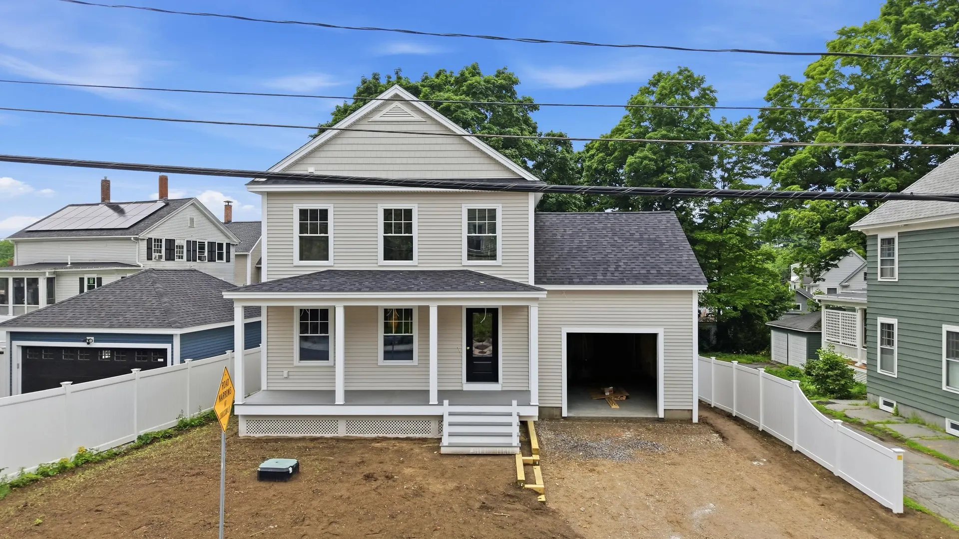 16 Manchester Street Nashua NH 03064