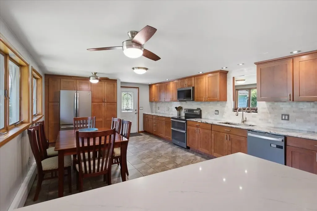 811 Middle Pownal Road Bennington VT 05201