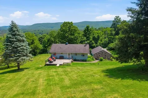 811 Middle Pownal Road Bennington VT 05201