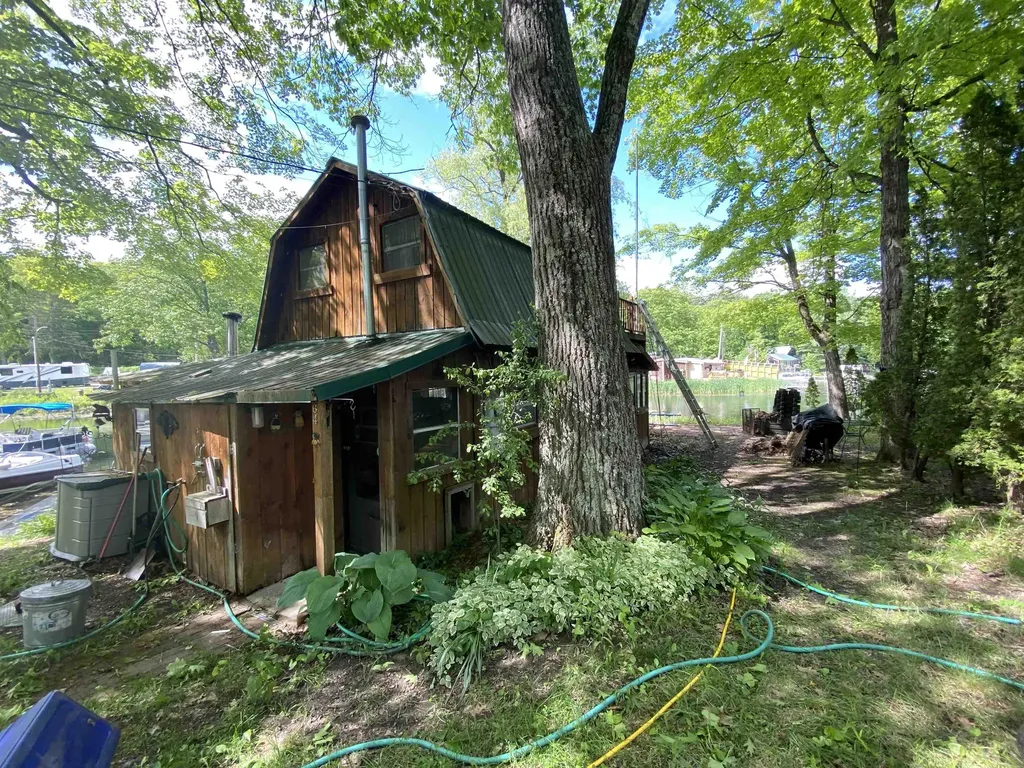 64 Tyminski Lane Hubbardton VT 05735