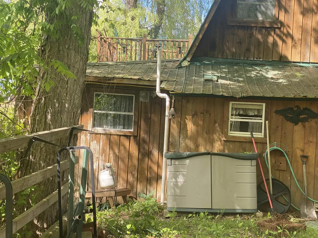 64 Tyminski Lane Hubbardton VT 05735
