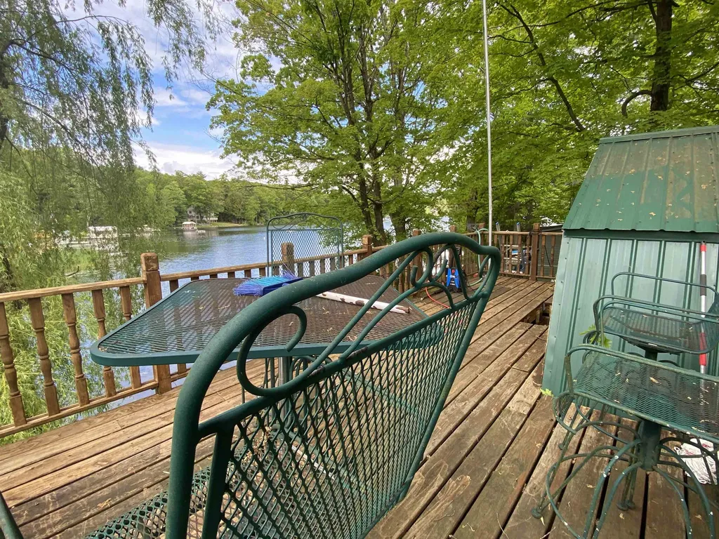 64 Tyminski Lane Hubbardton VT 05735