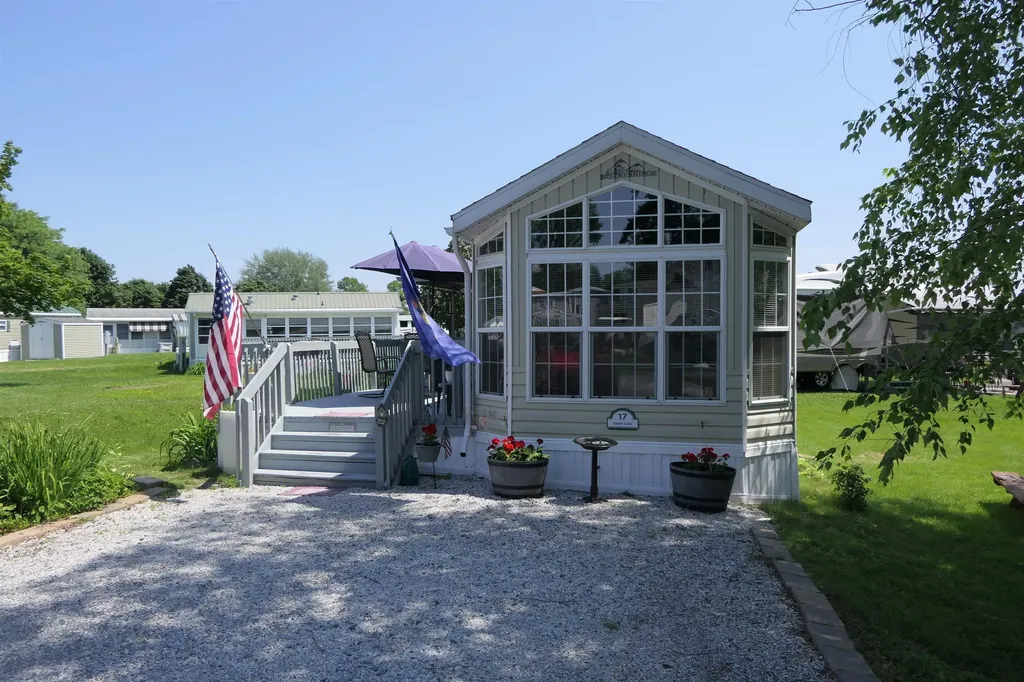 17 Eagle Lane South Hero VT 06586