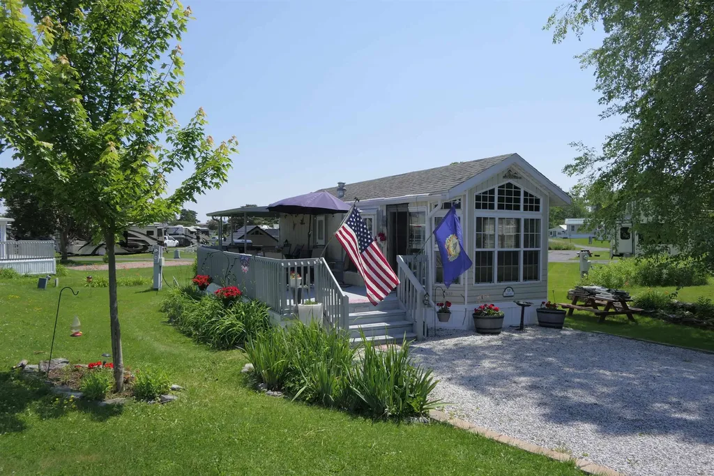 17 Eagle Lane South Hero VT 06586