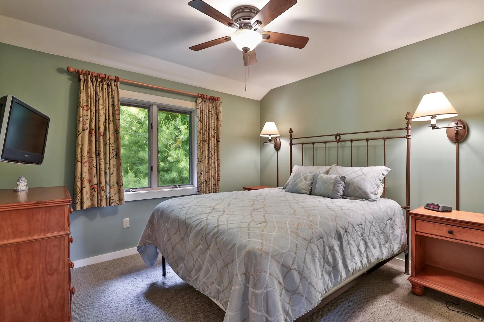 31 Plumley Ridge Ludlow VT 05149