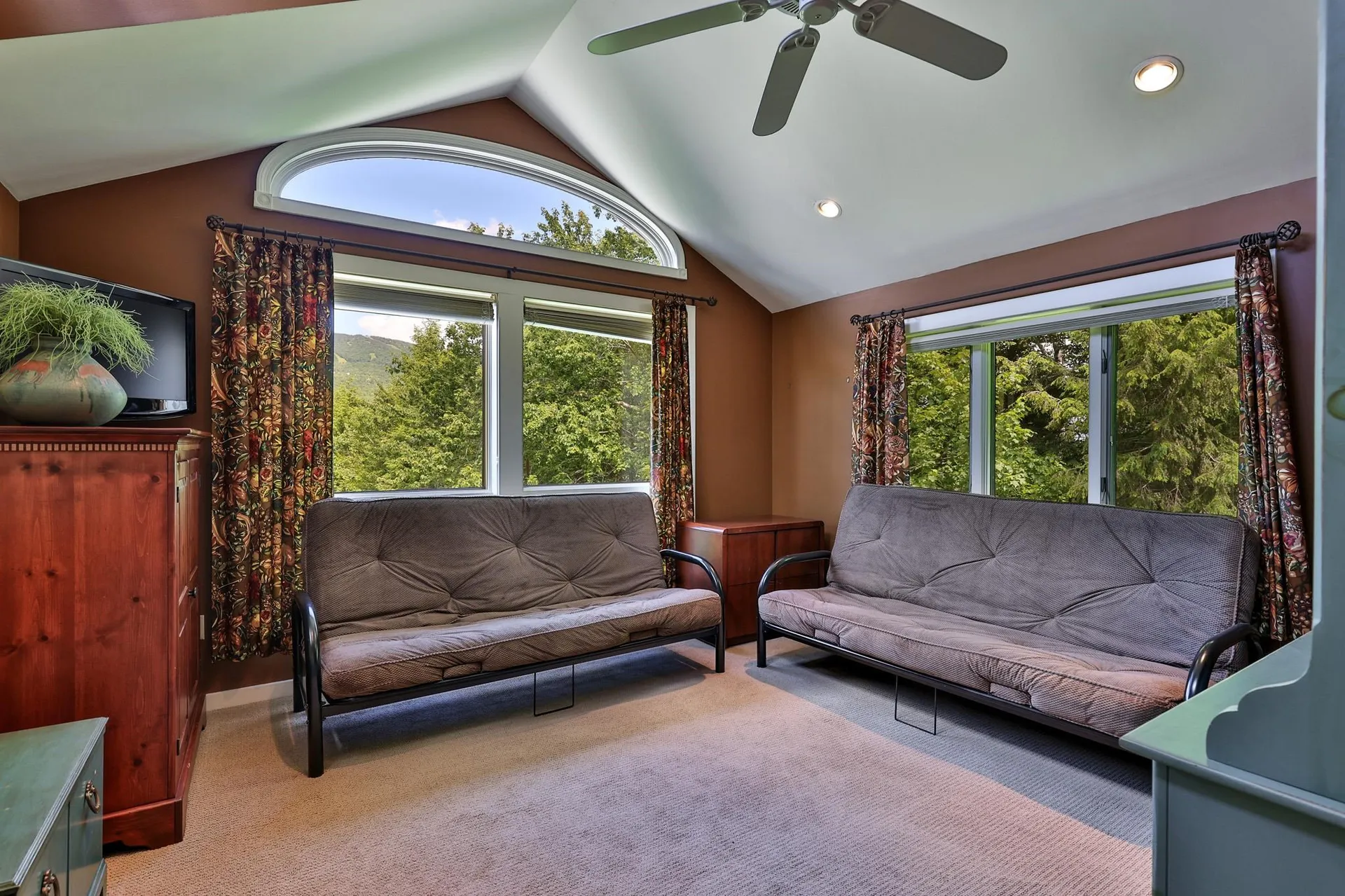 31 Plumley Ridge Ludlow VT 05149