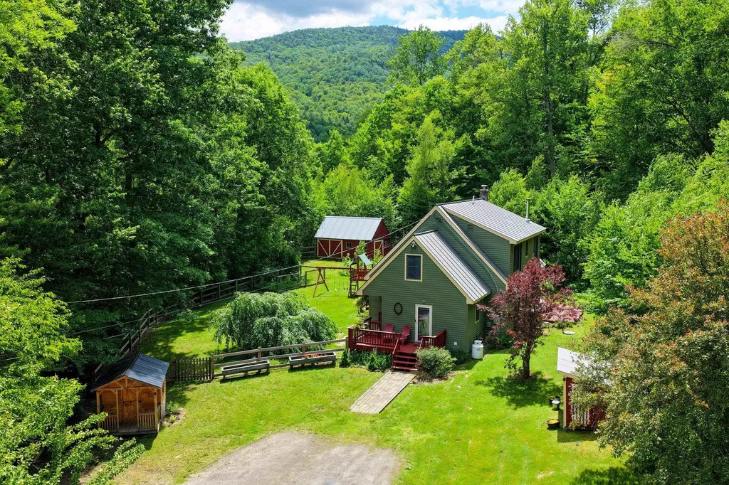 38 Stony Brook Road Stockbridge VT 05772
