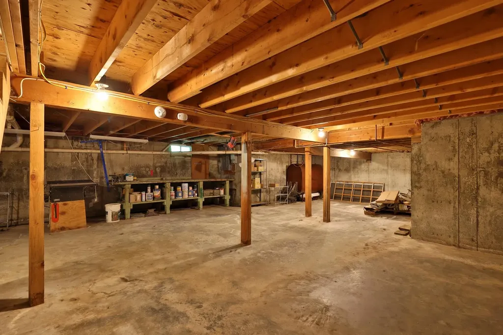 38 Stony Brook Road Stockbridge VT 05772