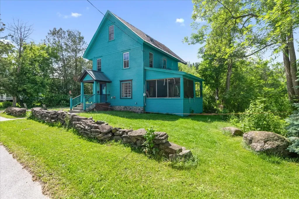 59 Intervale Avenue Richford VT 05476-1120