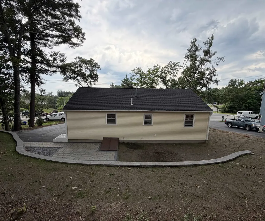 377 Broad Street Nashua NH 03063