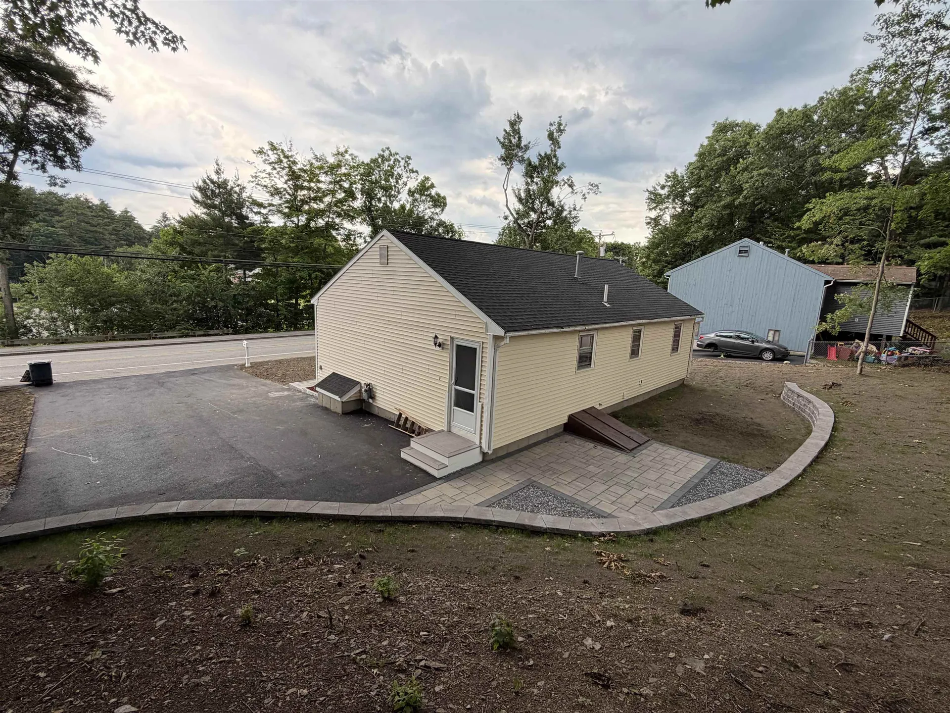 377 Broad Street Nashua NH 03063