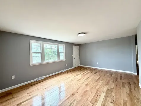 377 Broad Street Nashua NH 03063