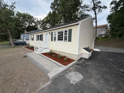 377 Broad Street Nashua NH 03063