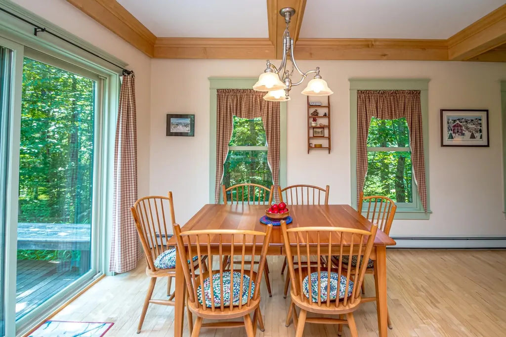 7 Cameron Drive Jackson NH 03846