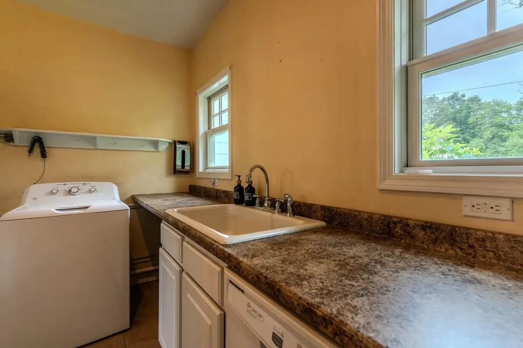 96 Twitchell Hill Road Shaftsbury VT 05262