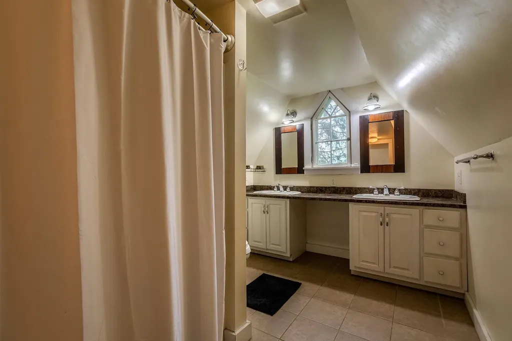 96 Twitchell Hill Road Shaftsbury VT 05262
