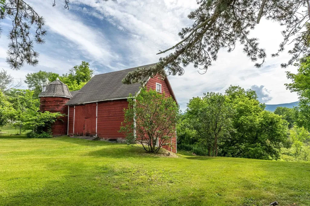 96 Twitchell Hill Road Shaftsbury VT 05262