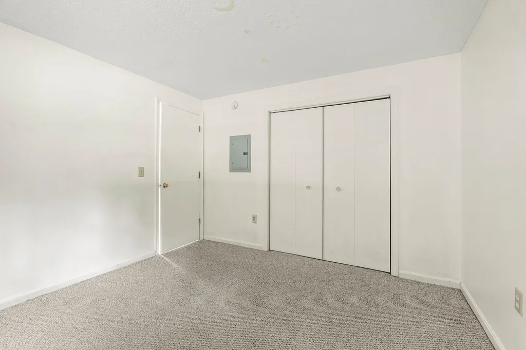 1202 White Cedar Boulevard Portsmouth NH 03801