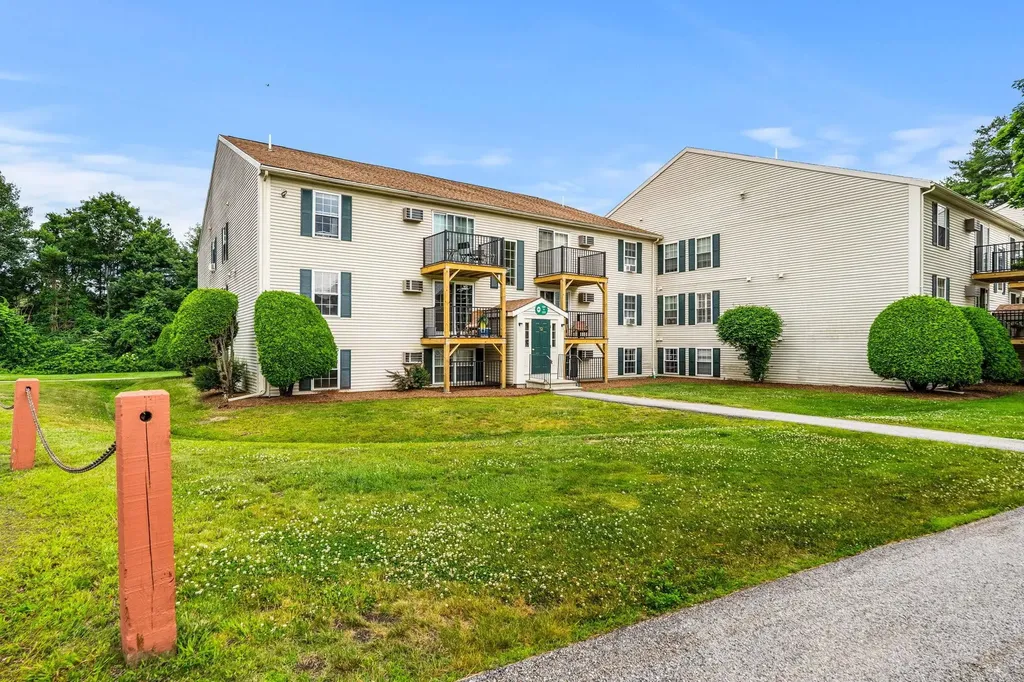 1202 White Cedar Boulevard Portsmouth NH 03801