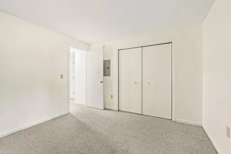 1202 White Cedar Boulevard Portsmouth NH 03801