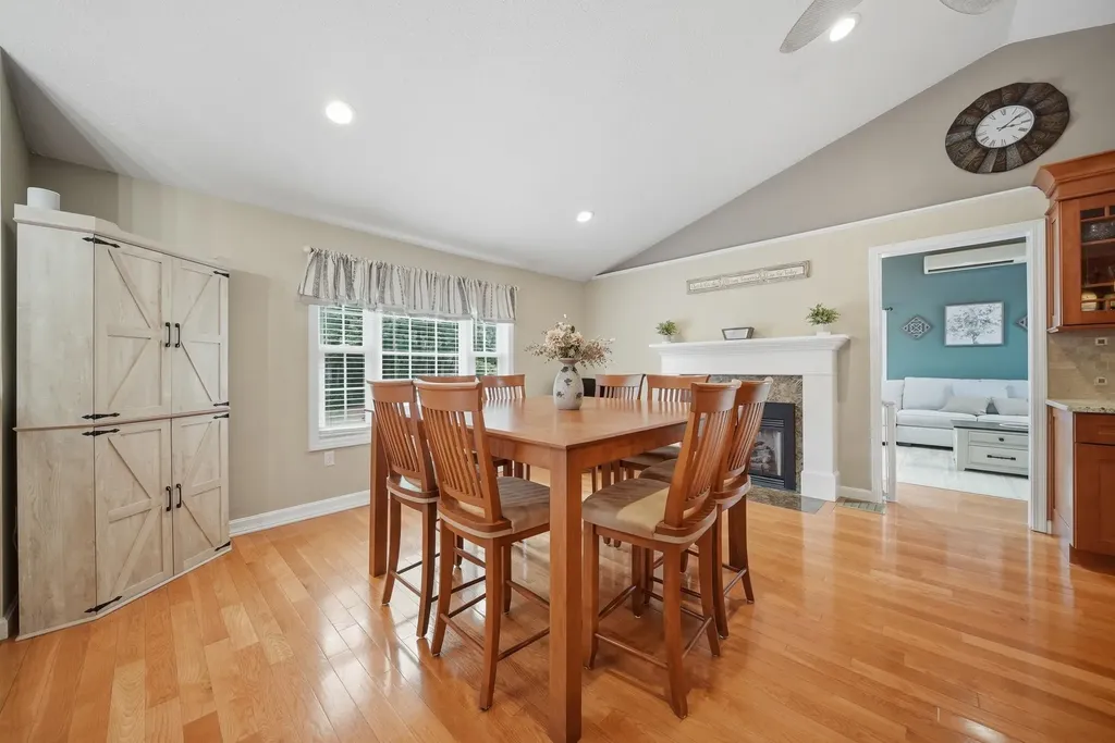 50 Langholm Drive Nashua NH 03062