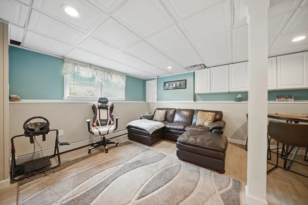 50 Langholm Drive Nashua NH 03062