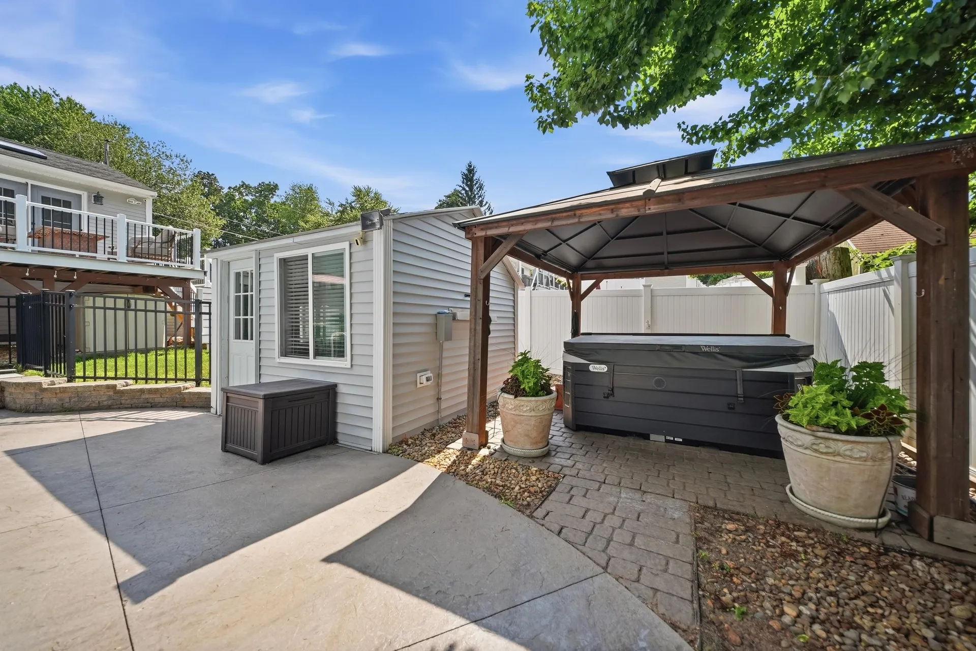 50 Langholm Drive Nashua NH 03062