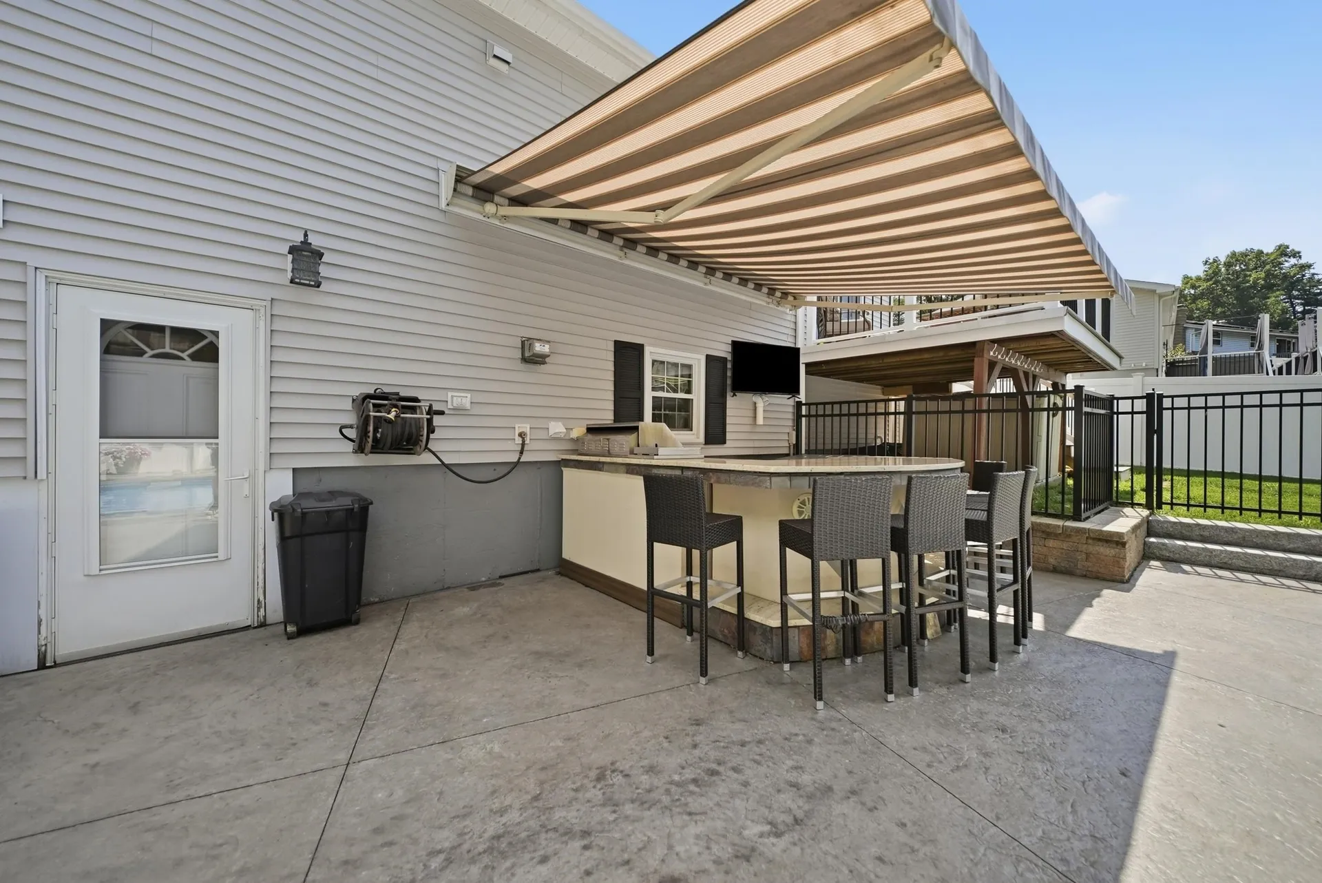 50 Langholm Drive Nashua NH 03062