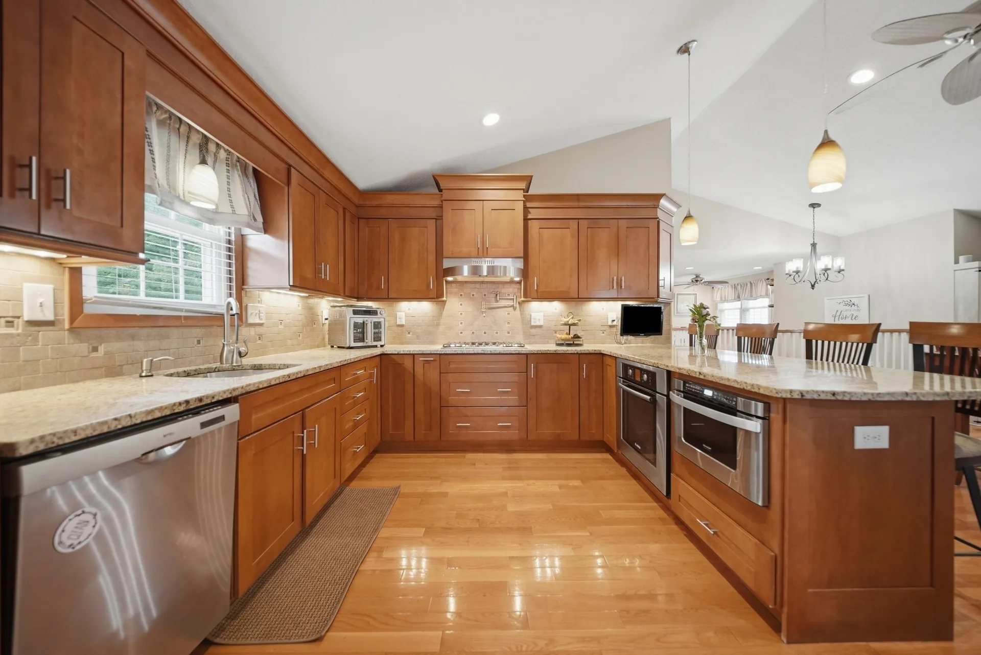 50 Langholm Drive Nashua NH 03062