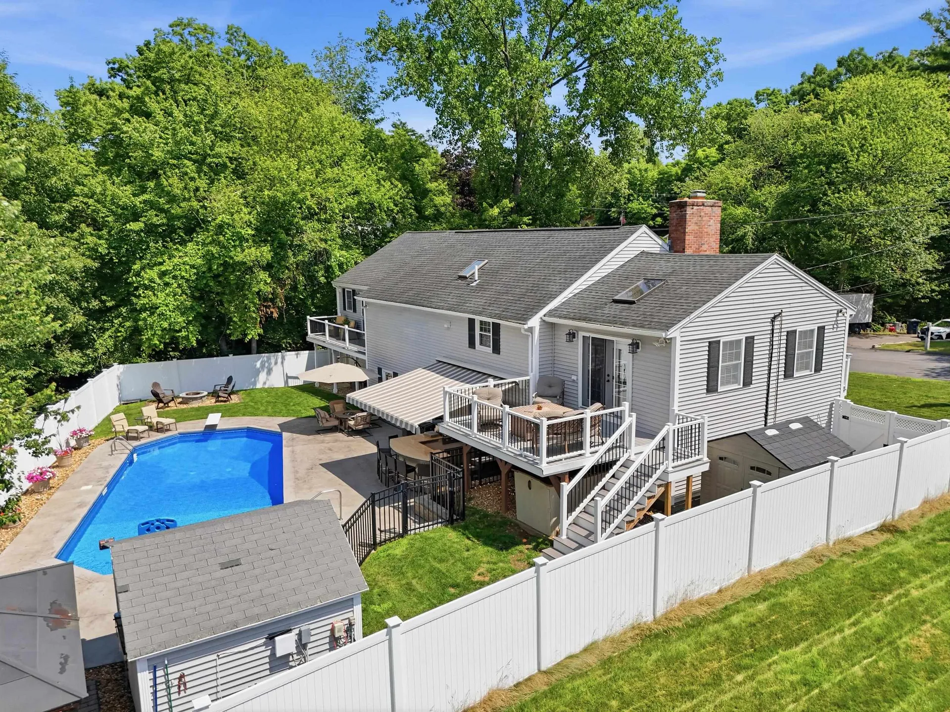 50 Langholm Drive Nashua NH 03062