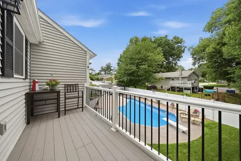 50 Langholm Drive Nashua NH 03062