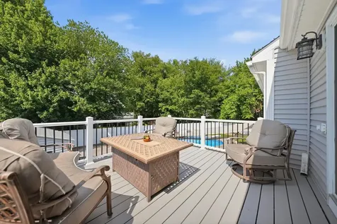 50 Langholm Drive Nashua NH 03062