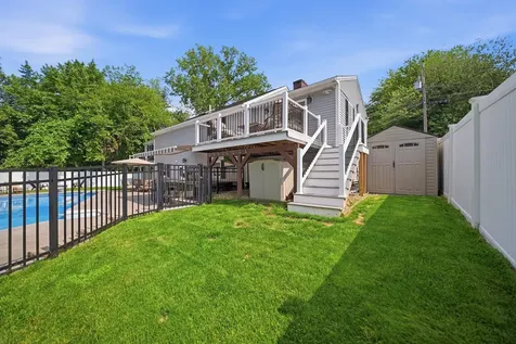 50 Langholm Drive Nashua NH 03062