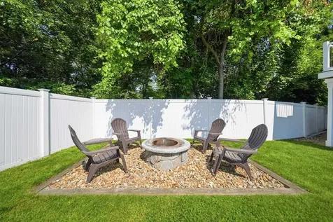 50 Langholm Drive Nashua NH 03062