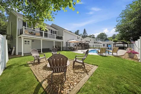 50 Langholm Drive Nashua NH 03062