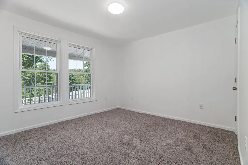 54 Deacons Lane Troy NH 03465