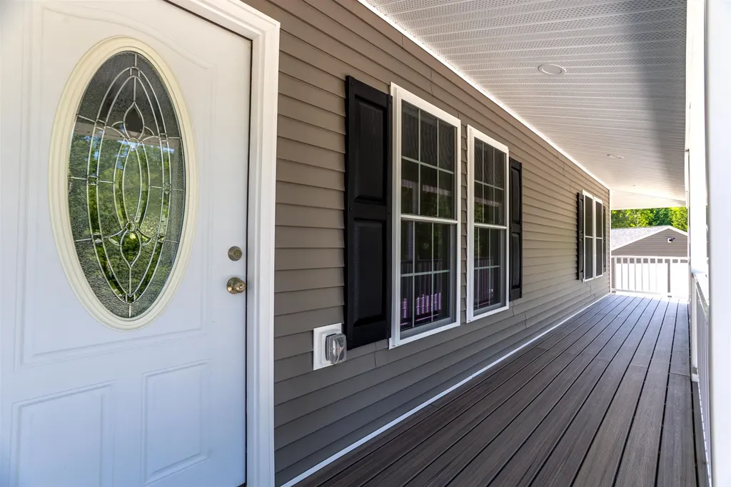 54 Deacons Lane Troy NH 03465