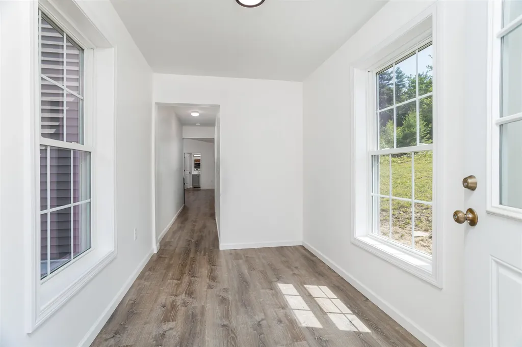 54 Deacons Lane Troy NH 03465