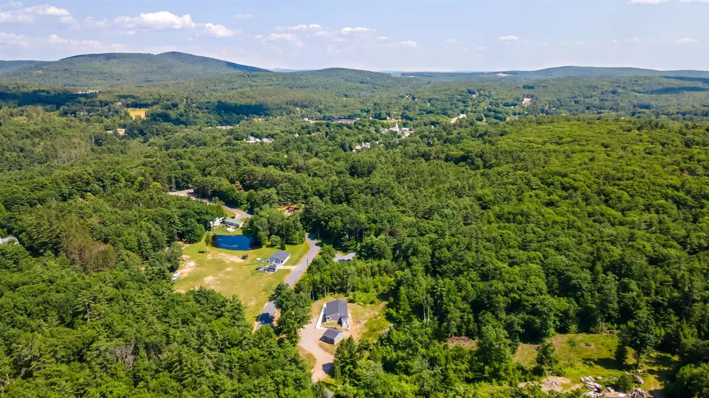 54 Deacons Lane Troy NH 03465