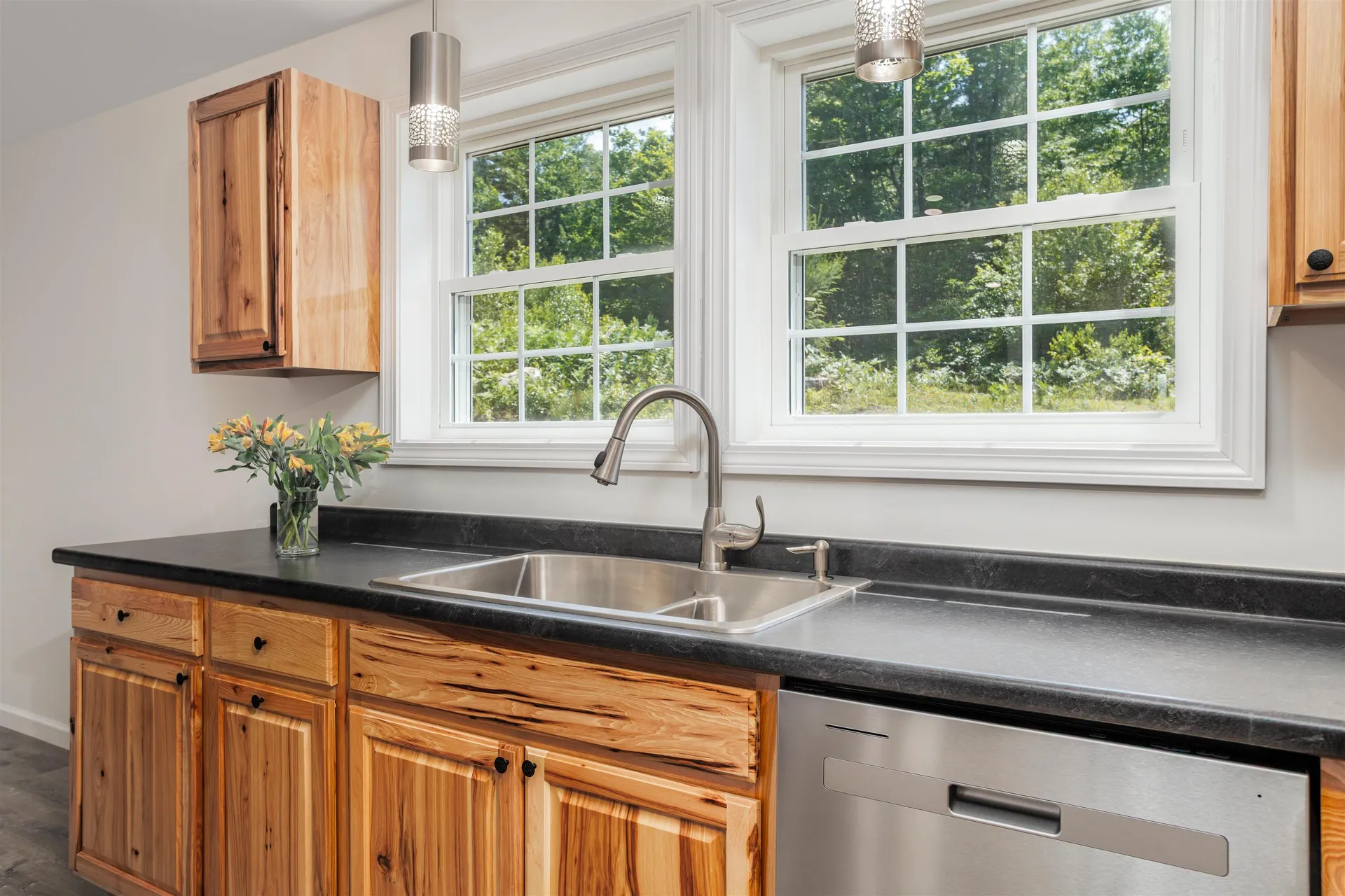 54 Deacons Lane Troy NH 03465