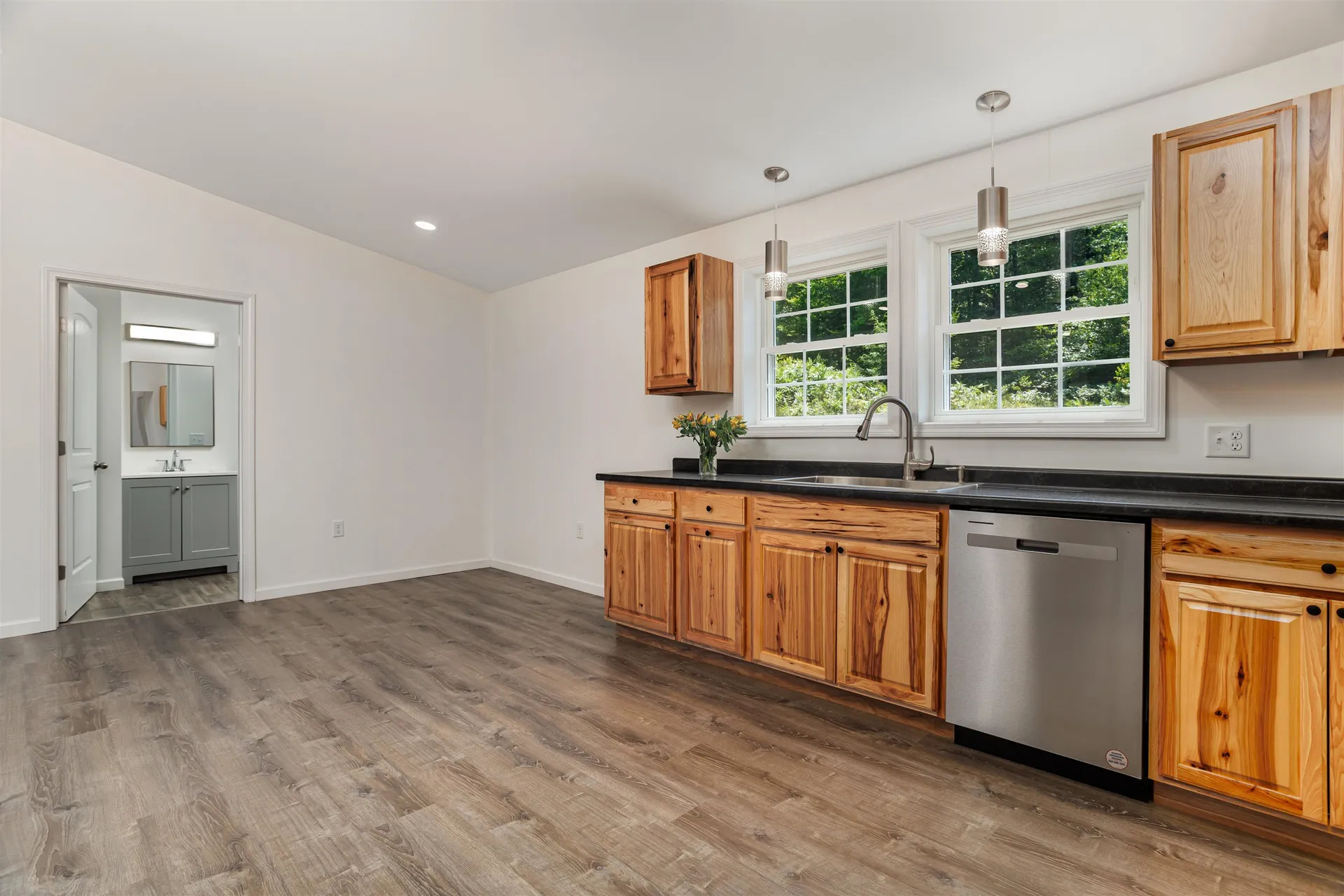 54 Deacons Lane Troy NH 03465